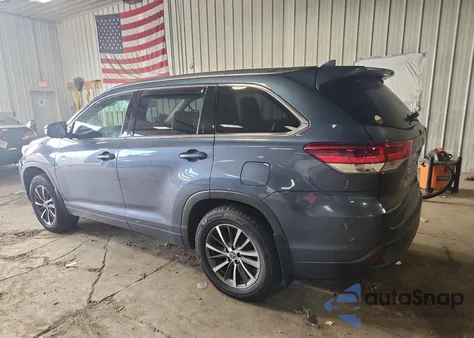 2017 Toyota Highlander Se from USA, damaged, VIN 5TDJZRFH6HS522247